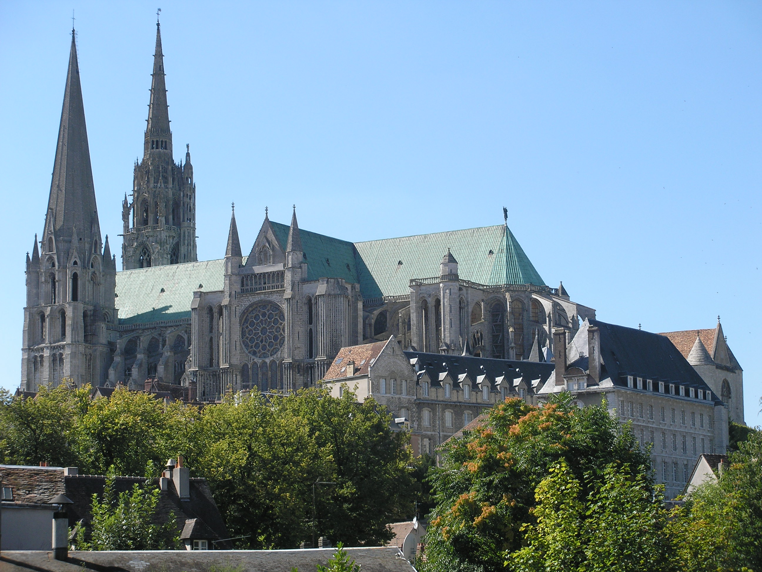 Chartres la ville lumiere et sa Cathedrale gothique
