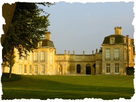 Anet , son château Renaissance commandité par Henri II pour Diane de Poitiers.